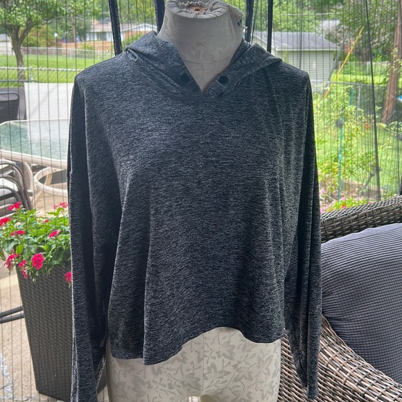 Athleta Tops - Athleta Uptempo Short Hoodie Cropped